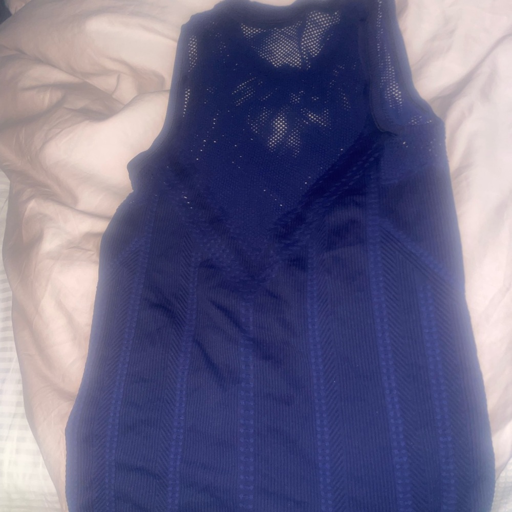 Like new barely worn athleta purple top